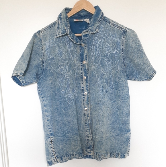 Kaktus Vintage Acid Wash Button Up - Picture 2 of 7